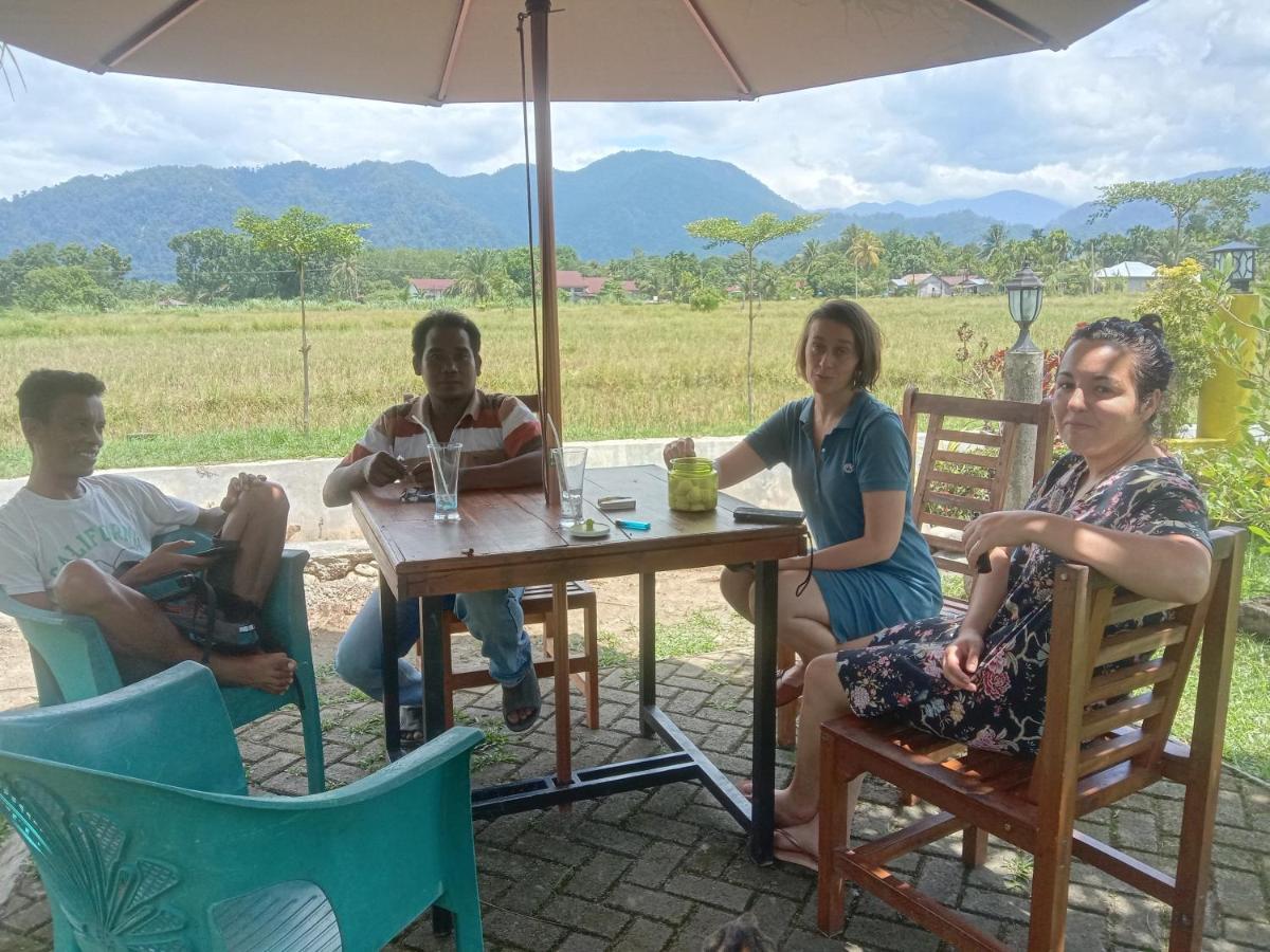 Ambow Homestay Jungle Trekking & Village Tour Bukit Lawang Bagian luar foto